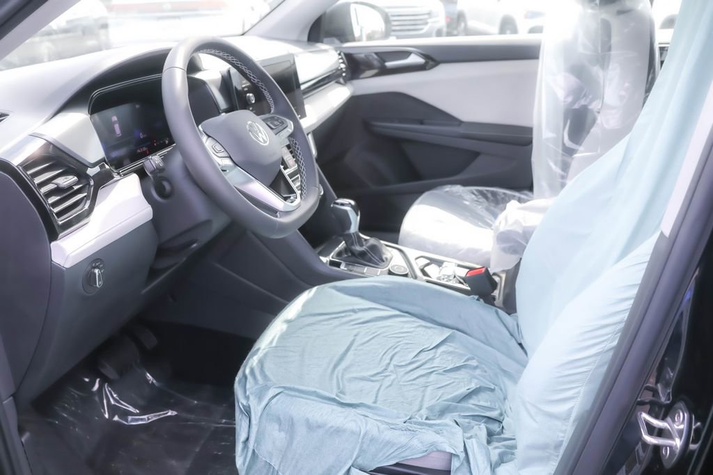 New 2025 Volkswagen Taos S image 5