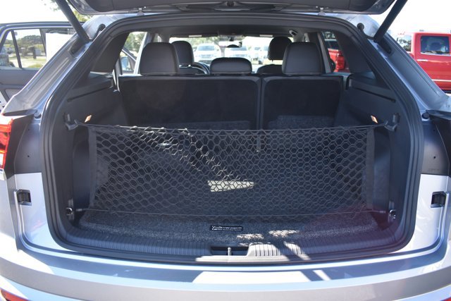 Used 2022 Volkswagen Atlas Cross Sport SE image 18