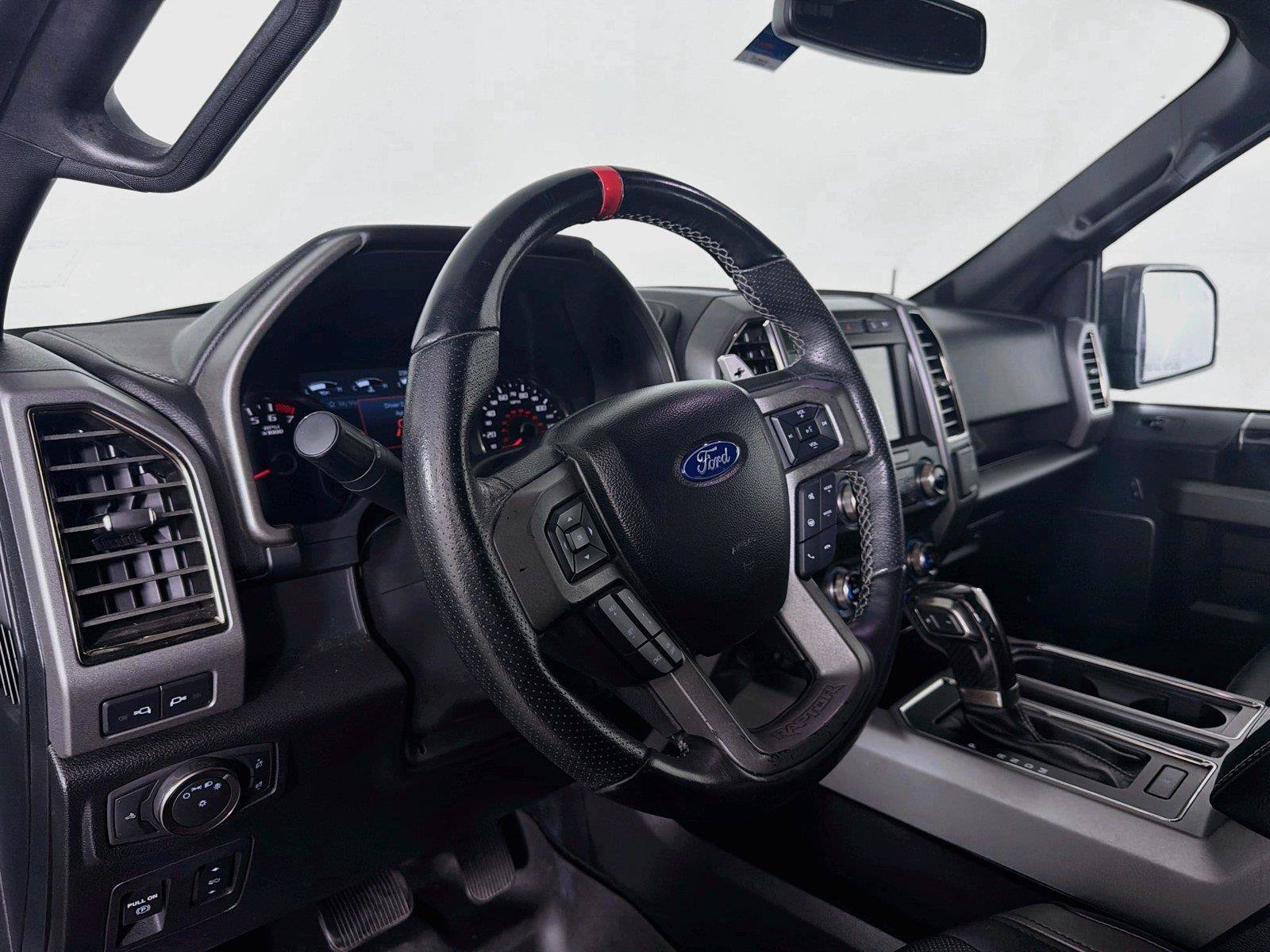 Used 2019 Ford F150 Raptor w/ Equipment Group 802A Luxury AWD/4WD image 4