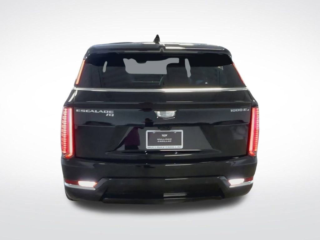New 2025 Cadillac Escalade IQ Luxury 2 image 10