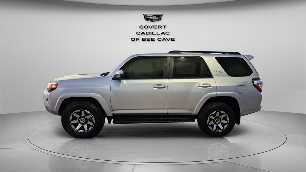 Used 2024 Toyota 4Runner TRD Off-Road image 5