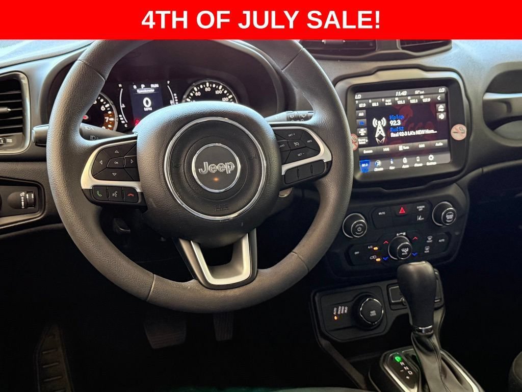 Used 2023 Jeep Renegade Latitude AWD/4WD image 25