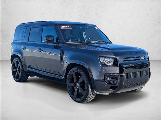 Used 2025 Land Rover Defender 110 X image 3