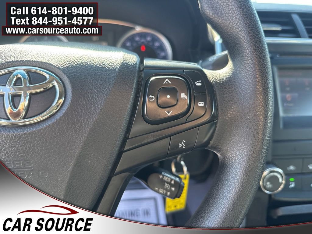 Used 2016 Toyota Camry LE image 17