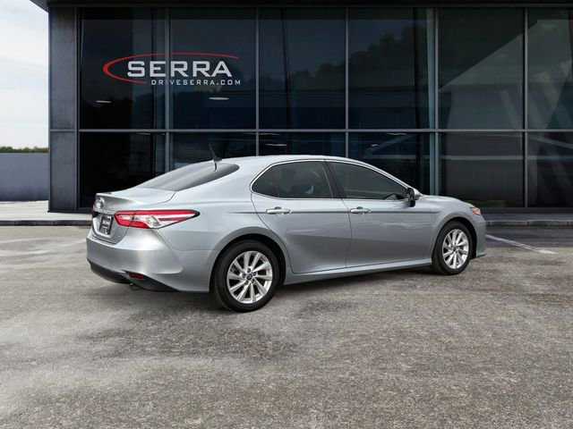 Used 2020 Toyota Camry LE w/ Convenience Package image 5