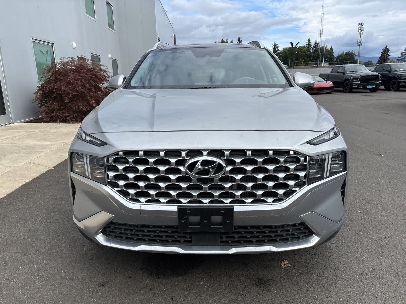 Used 2023 Hyundai Santa Fe Limited AWD/4WD image 7