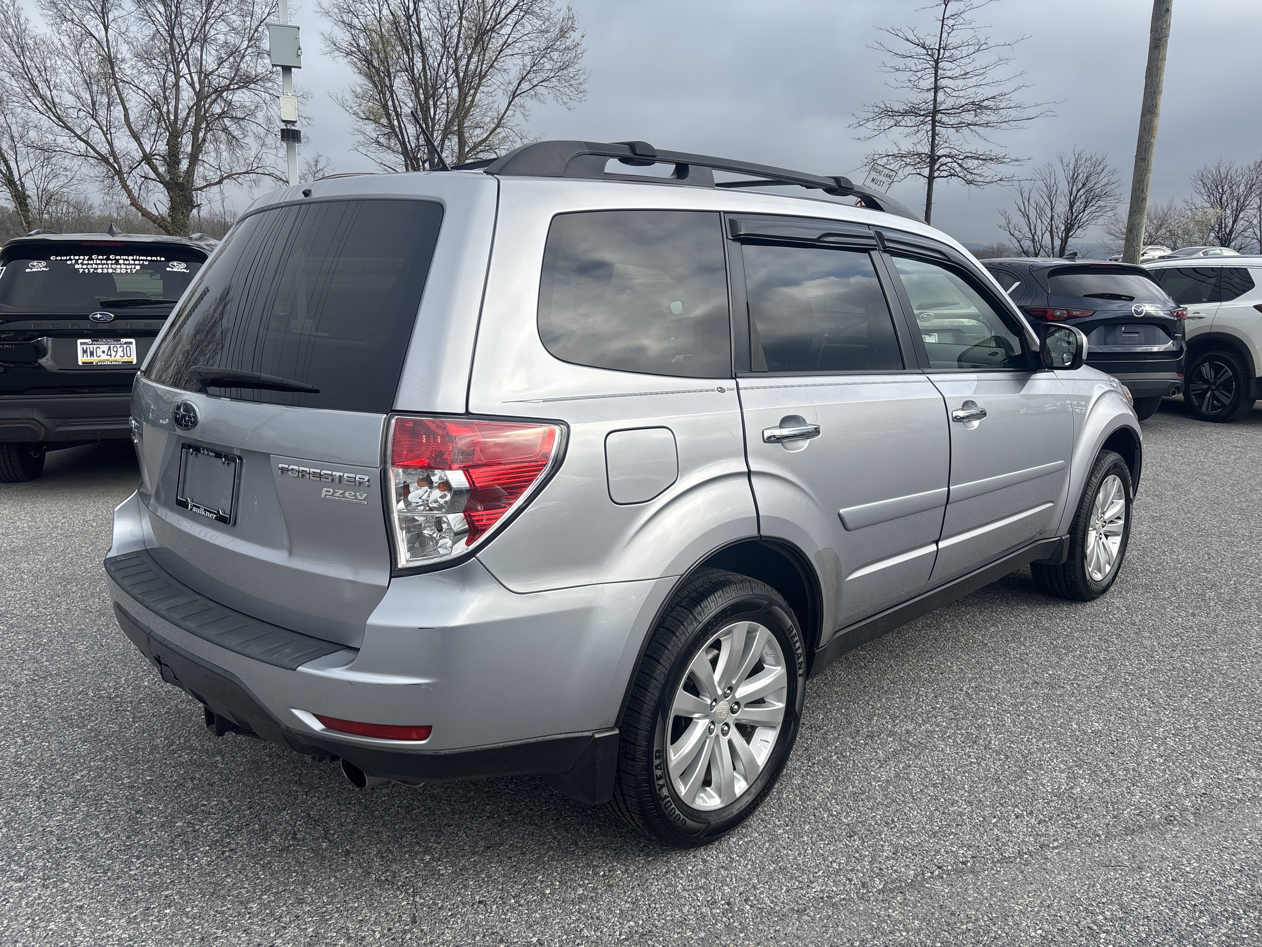 Used 2013 Subaru Forester 2.5X Limited AWD/4WD image 7