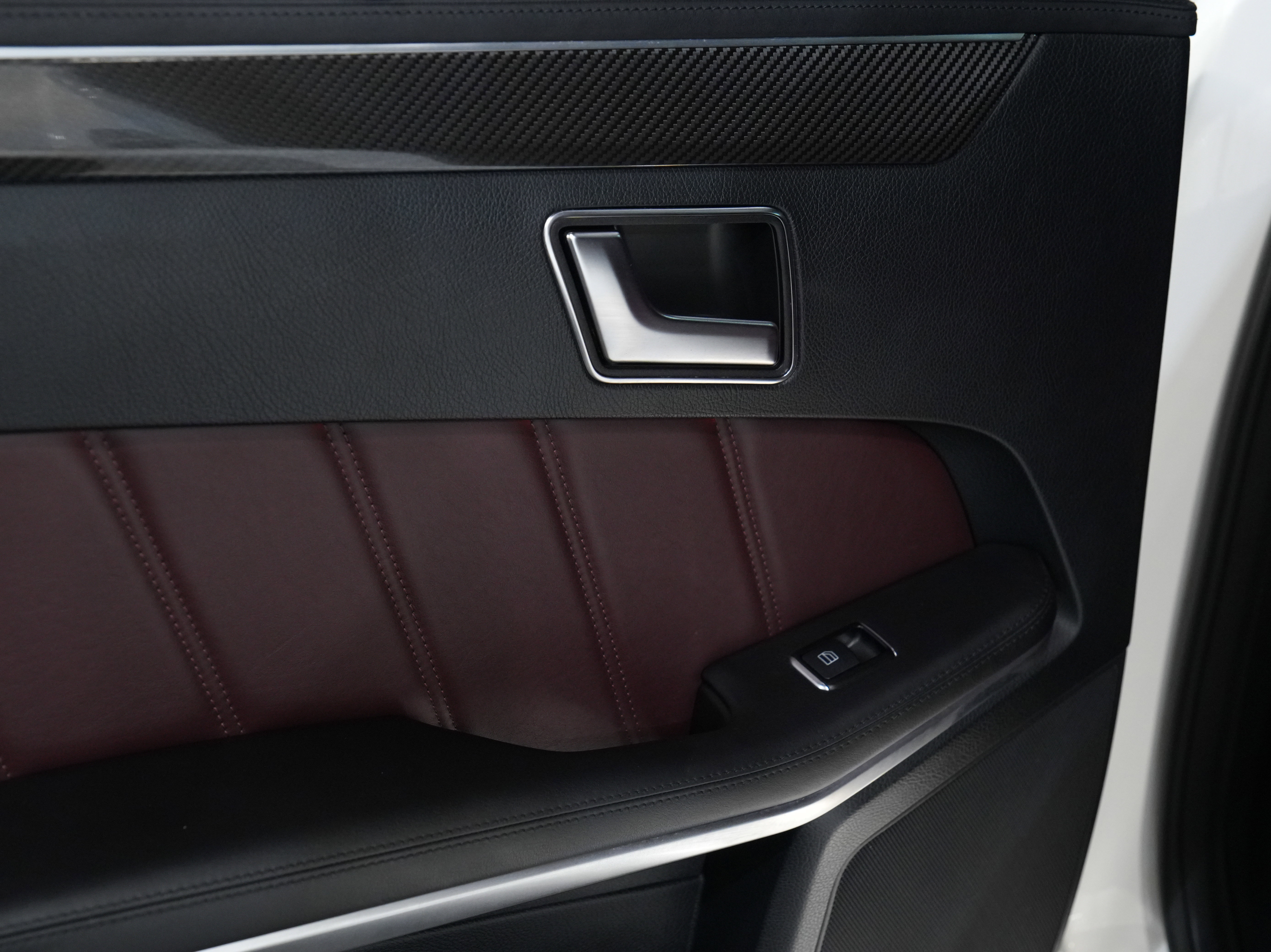 Used 2014 Mercedes-Benz E 63 AMG S-Model image 33