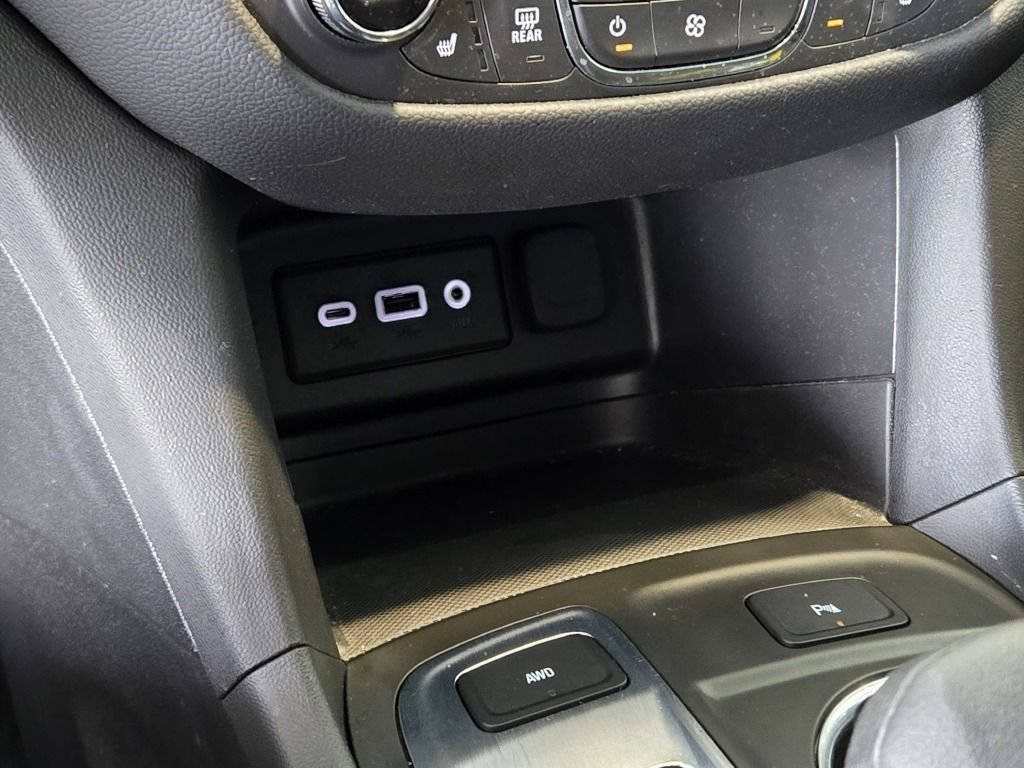 Certified 2024 Chevrolet Equinox LT AWD/4WD image 28