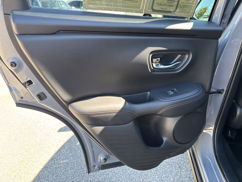 Certified 2025 Honda HR-V Sport image 31
