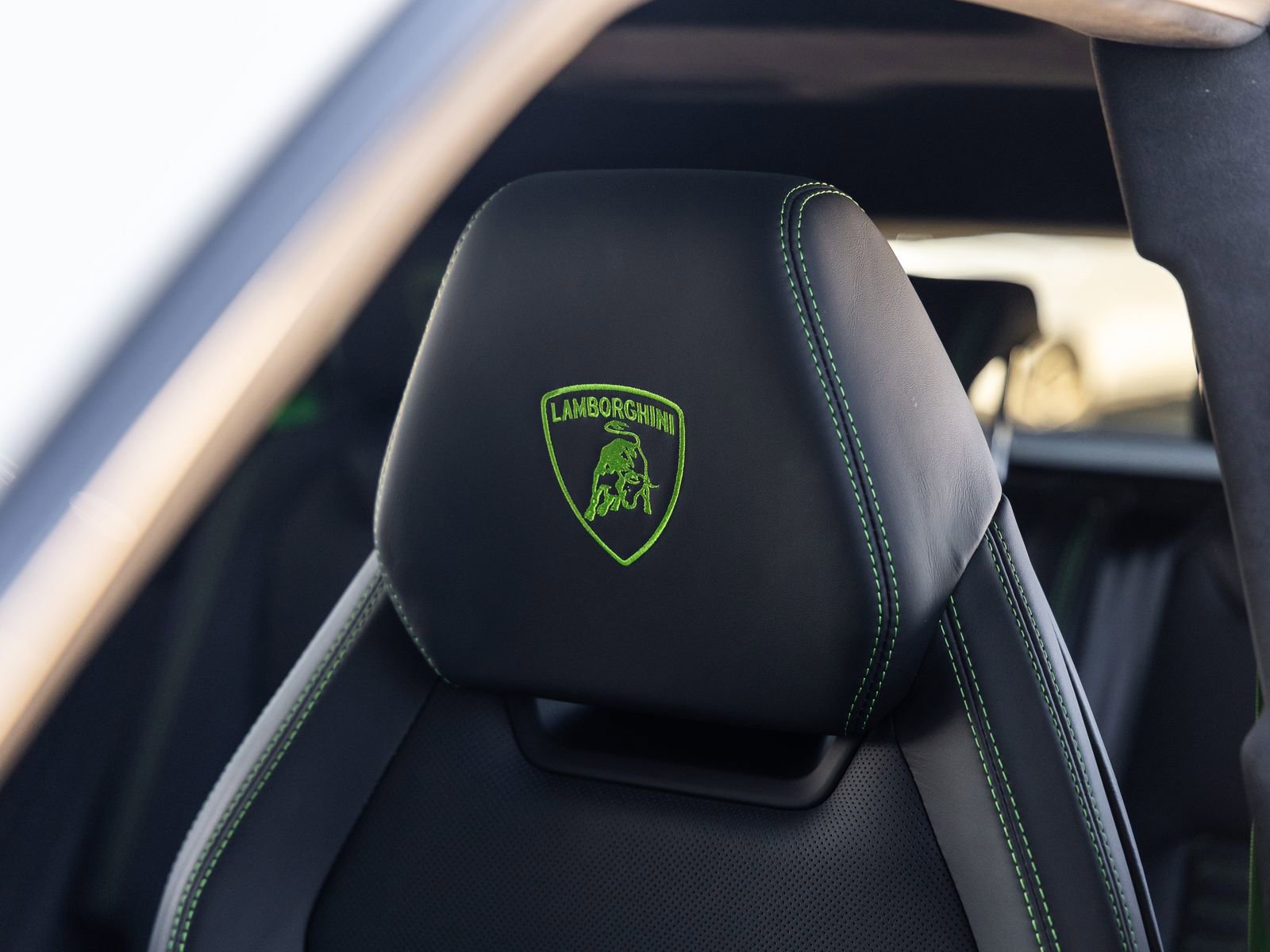 Used 2023 Lamborghini Urus S AWD/4WD image 27