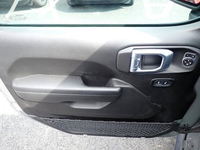 Used 2022 Jeep Gladiator Willys image 20