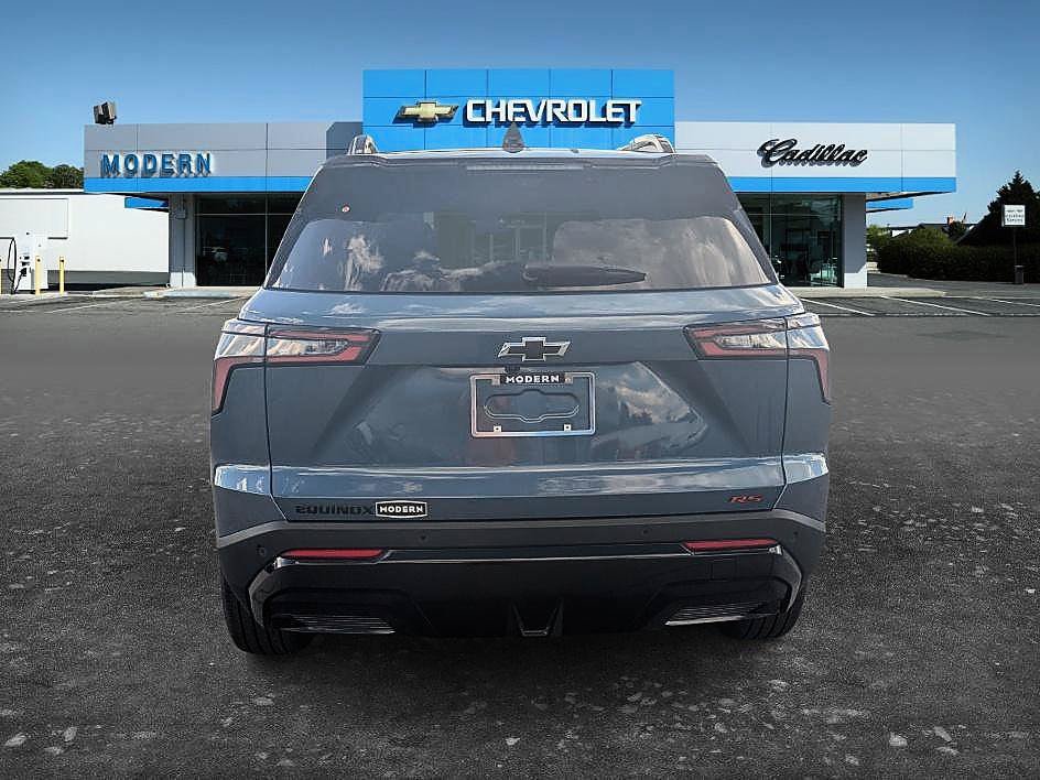 New 2026 Chevrolet Equinox RS FWD image 4
