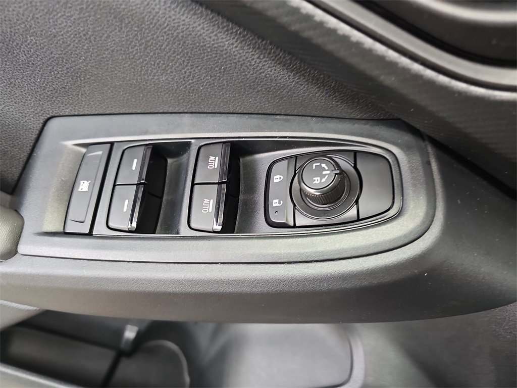 Used 2024 Subaru Crosstrek 2.0i Premium image 27