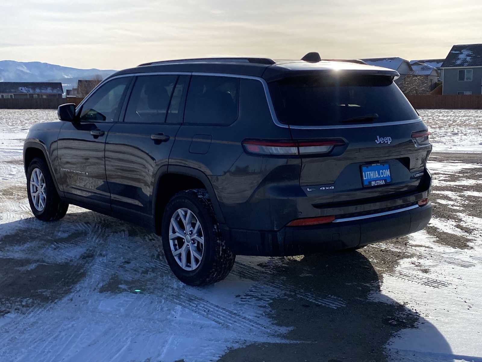 Certified 2022 Jeep Grand Cherokee L Limited image 11