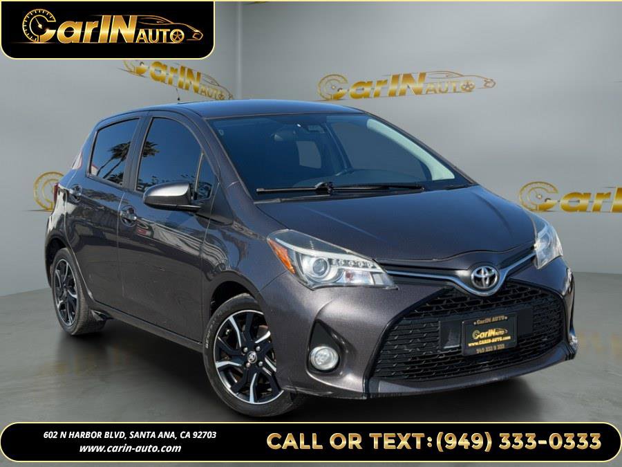 Used 2017 Toyota Yaris SE w/ Carpet Mat Package image 3