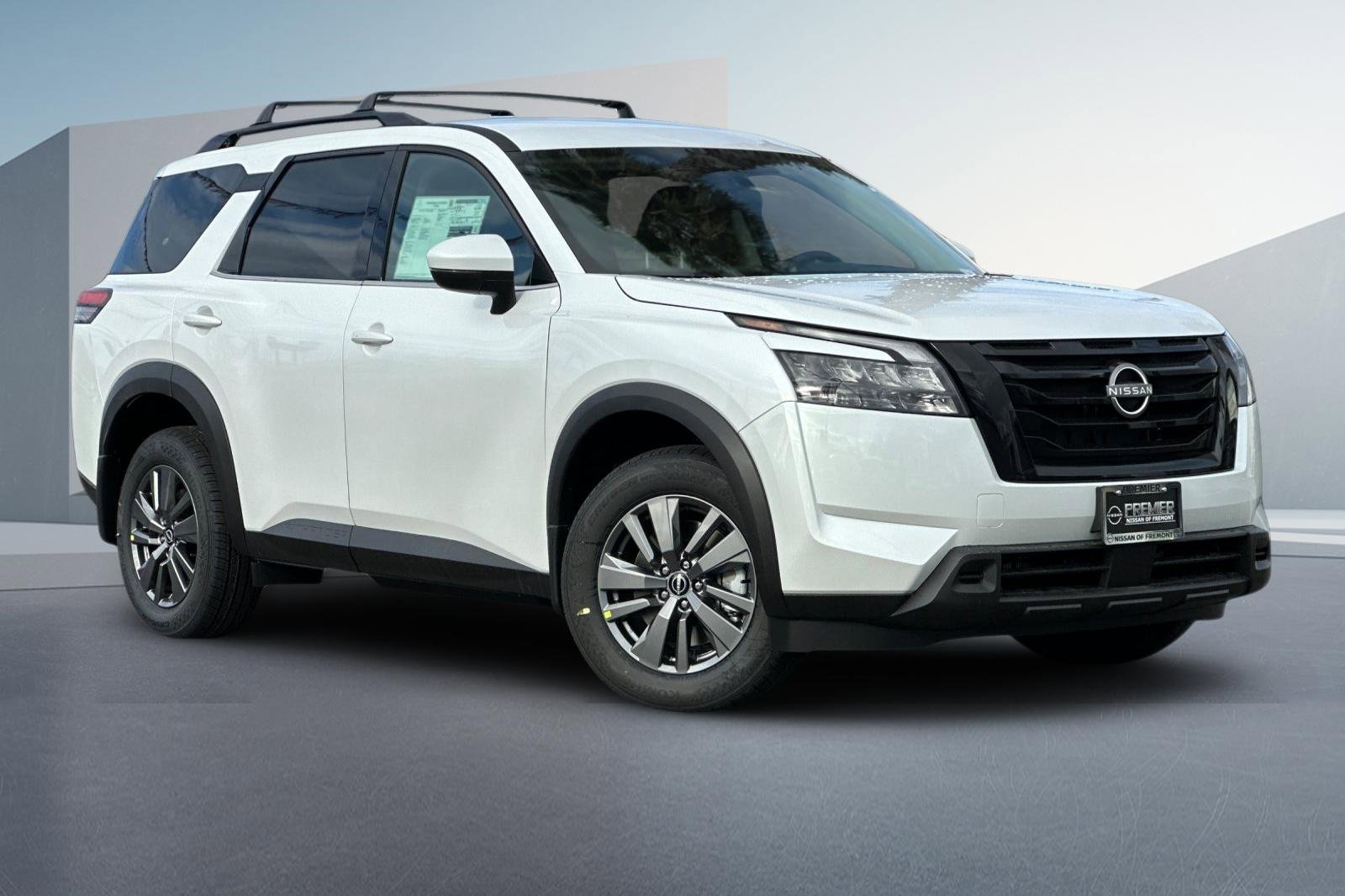 New 2025 Nissan Pathfinder SV w/ Black Appearance Package image 2