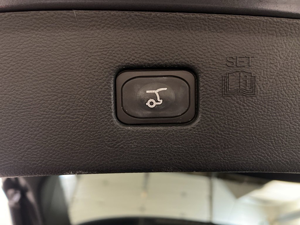 Certified 2022 Ford Edge SEL w/ Convenience Package image 35