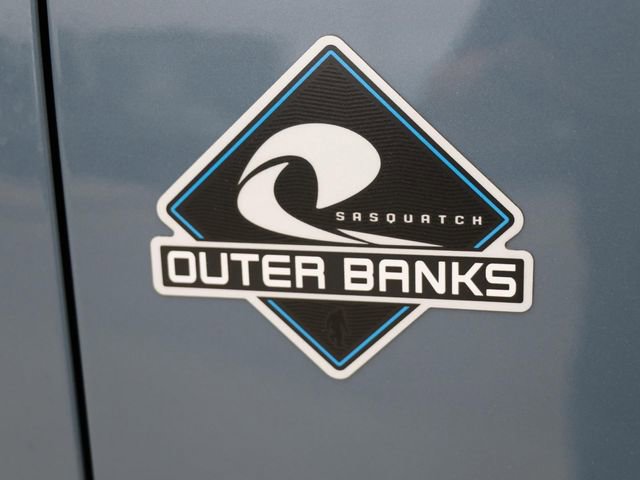 Used 2024 Ford Bronco Outer Banks w/ Sasquatch Package AWD/4WD image 9