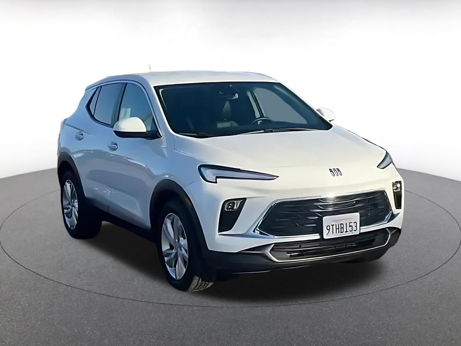 Used 2025 Buick Encore GX Preferred image 3