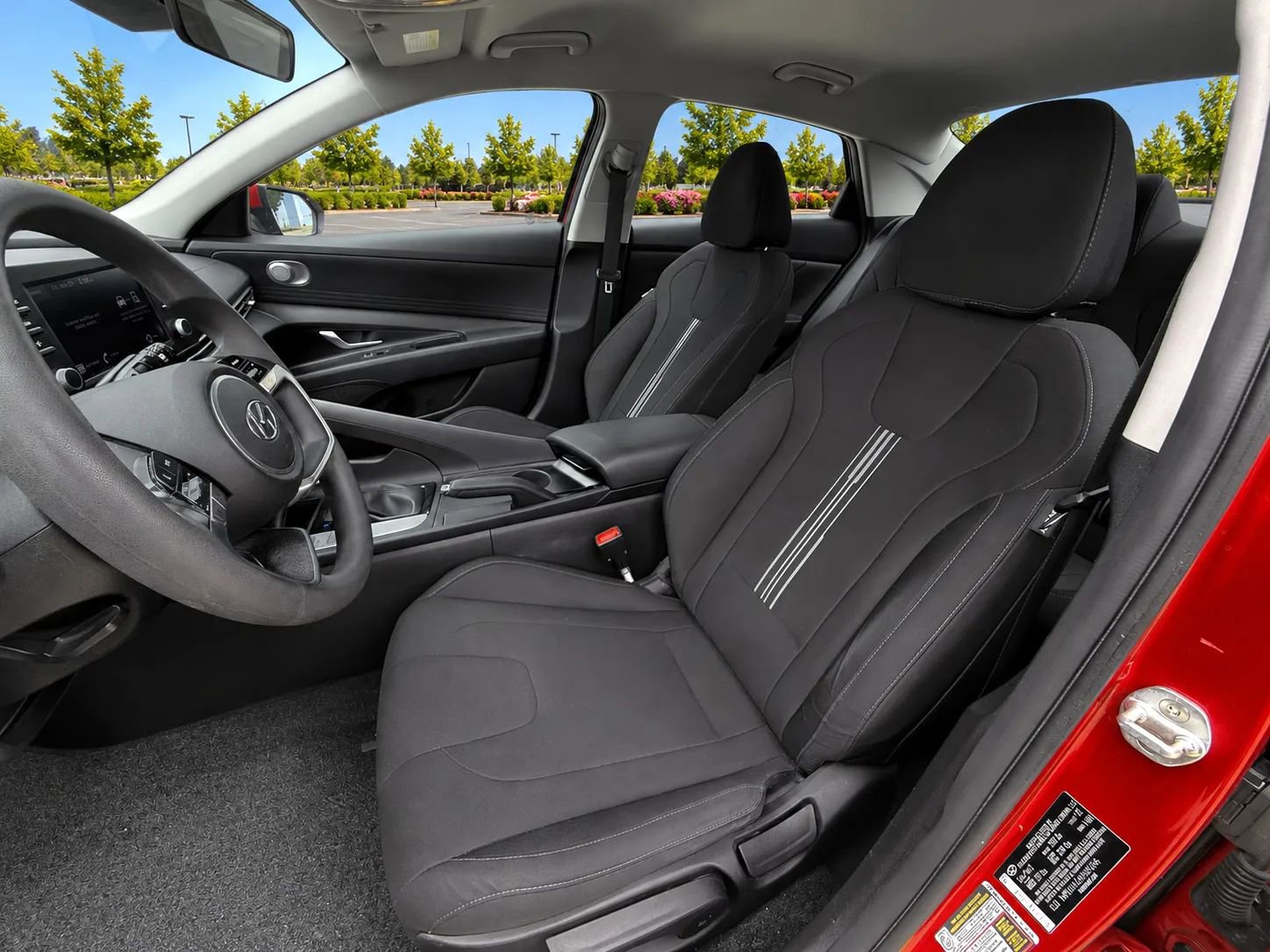 Used 2022 Hyundai Elantra SEL FWD image 13