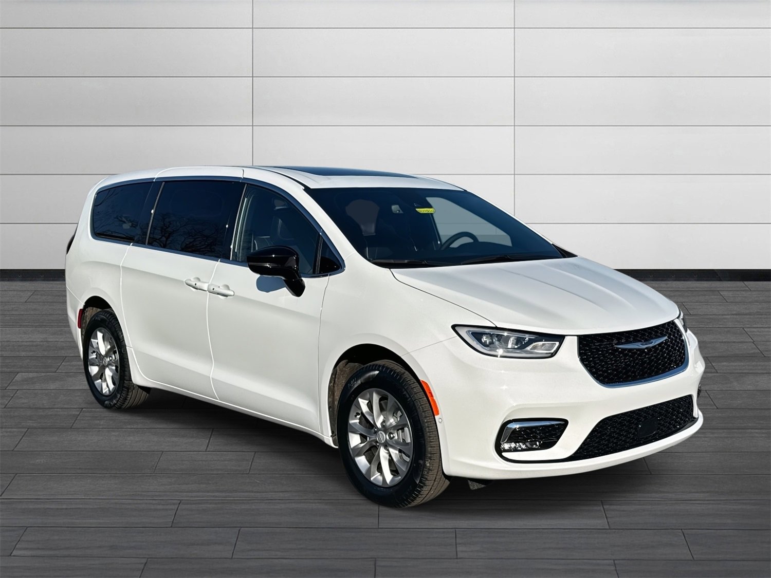 New 2026 Chrysler Pacifica Limited image 2
