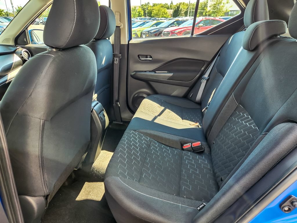 Used 2024 Nissan Kicks SV w/ Exterior Package FWD image 9