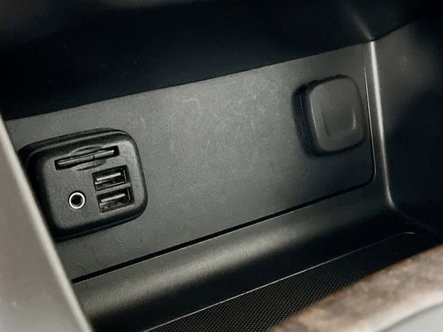 Used 2021 GMC Canyon Denali image 20