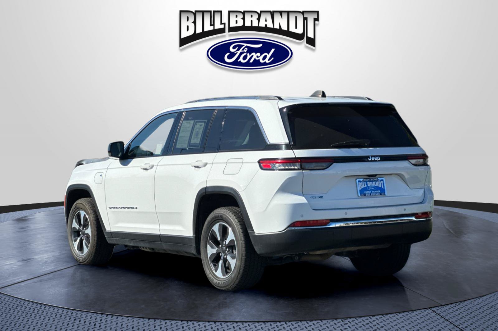 Used 2024 Jeep Grand Cherokee Limited 4xe AWD/4WD image 5