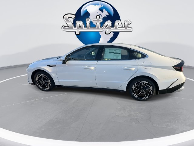 New 2026 Hyundai Sonata SEL FWD image 9