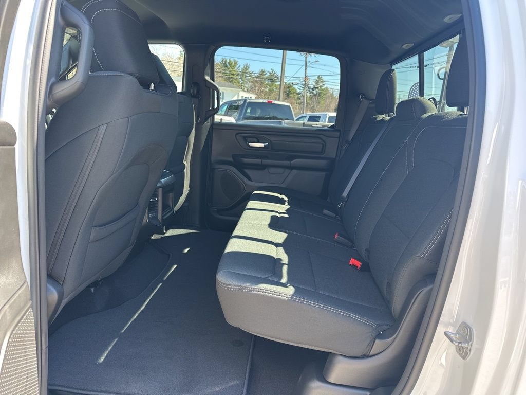 Used 2026 RAM 1500 Express AWD/4WD image 31