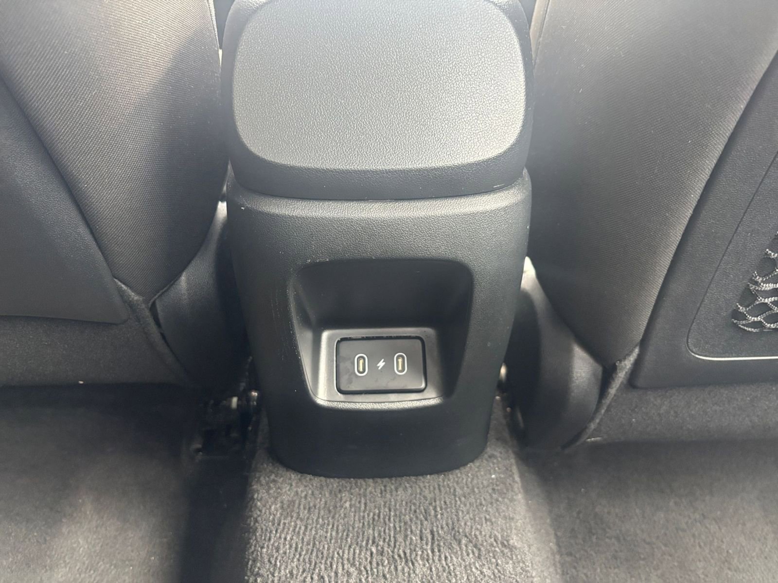 Used 2025 Hyundai Elantra SEL FWD image 22