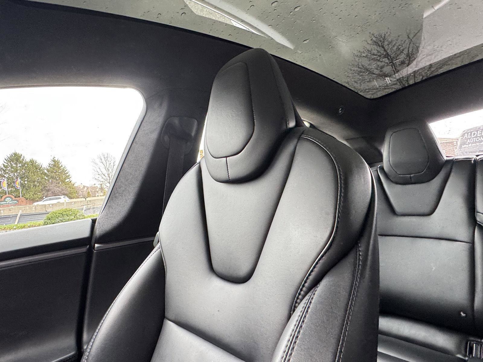 Used 2019 Tesla Model S Performance image 26