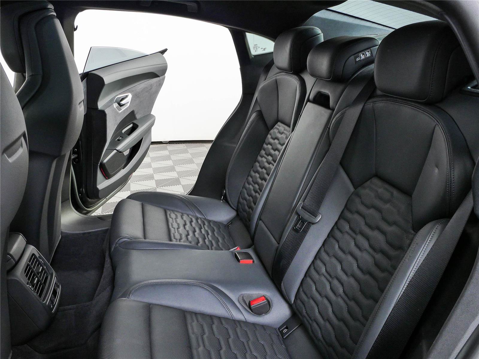 Used 2023 Audi RS e-tron GT w/ Ceramic Brake Package AWD/4WD image 22