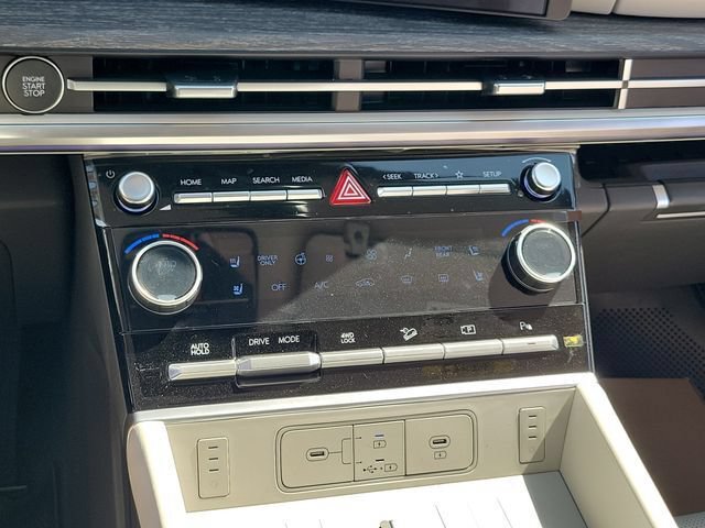 New 2026 Hyundai Santa Fe Calligraphy AWD/4WD image 24