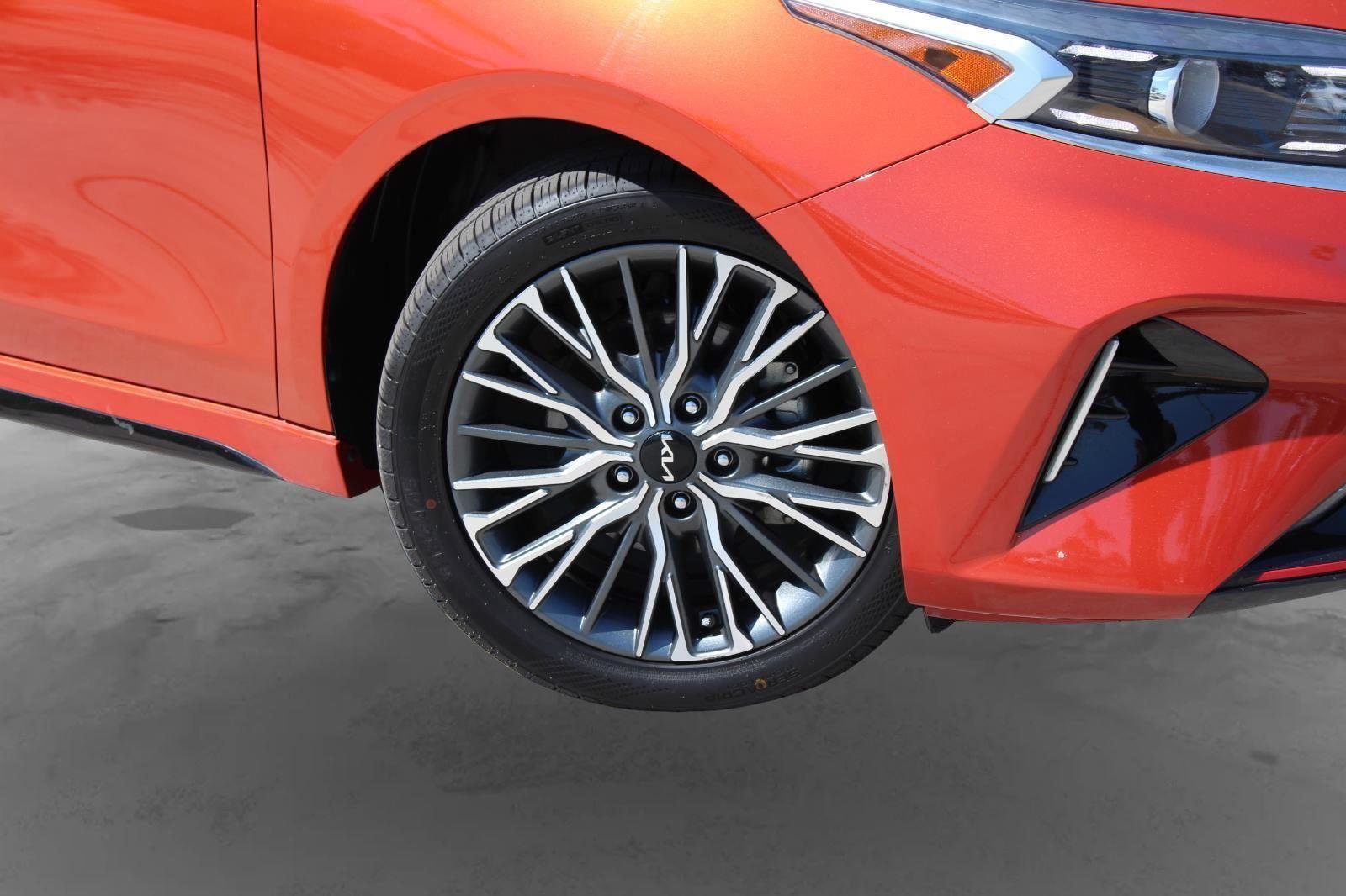 Certified 2023 Kia Forte GT-Line w/ GT-Line Premium Package image 3