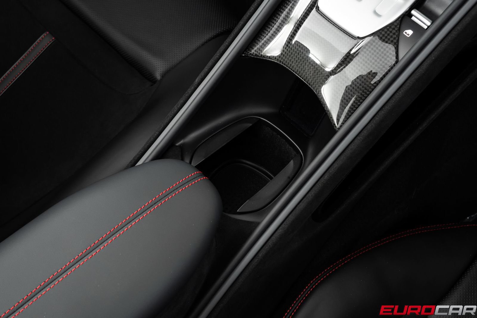 Used 2026 Ferrari Roma Spider RWD image 36