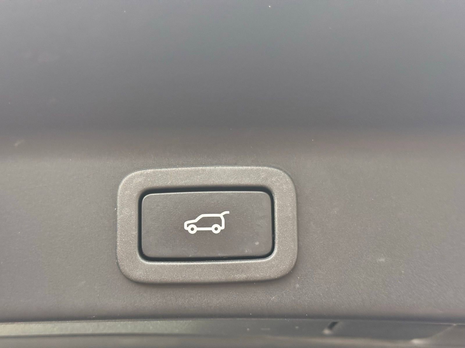 Used 2018 Jaguar F-PACE Prestige AWD/4WD image 13