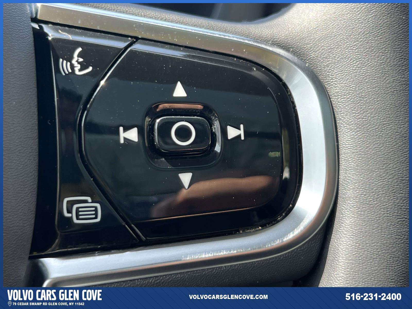 Used 2024 Volvo XC60 B5 Ultimate w/ Protection Package Premier image 22