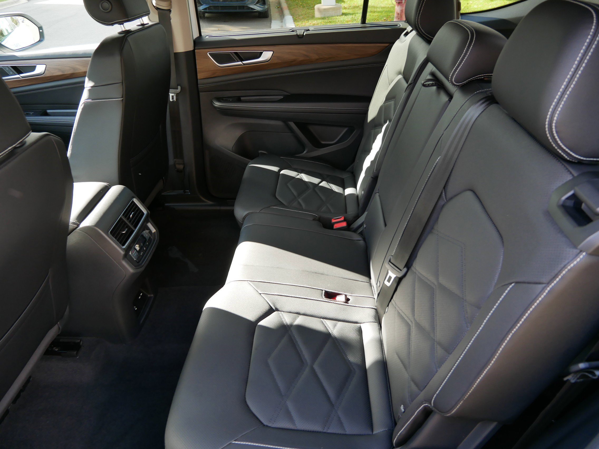 New 2026 Volkswagen Atlas SE AWD/4WD image 8