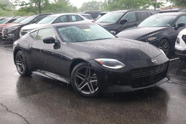 Certified 2025 Nissan Z Sport w/ Floor Mat Package RWD image 2