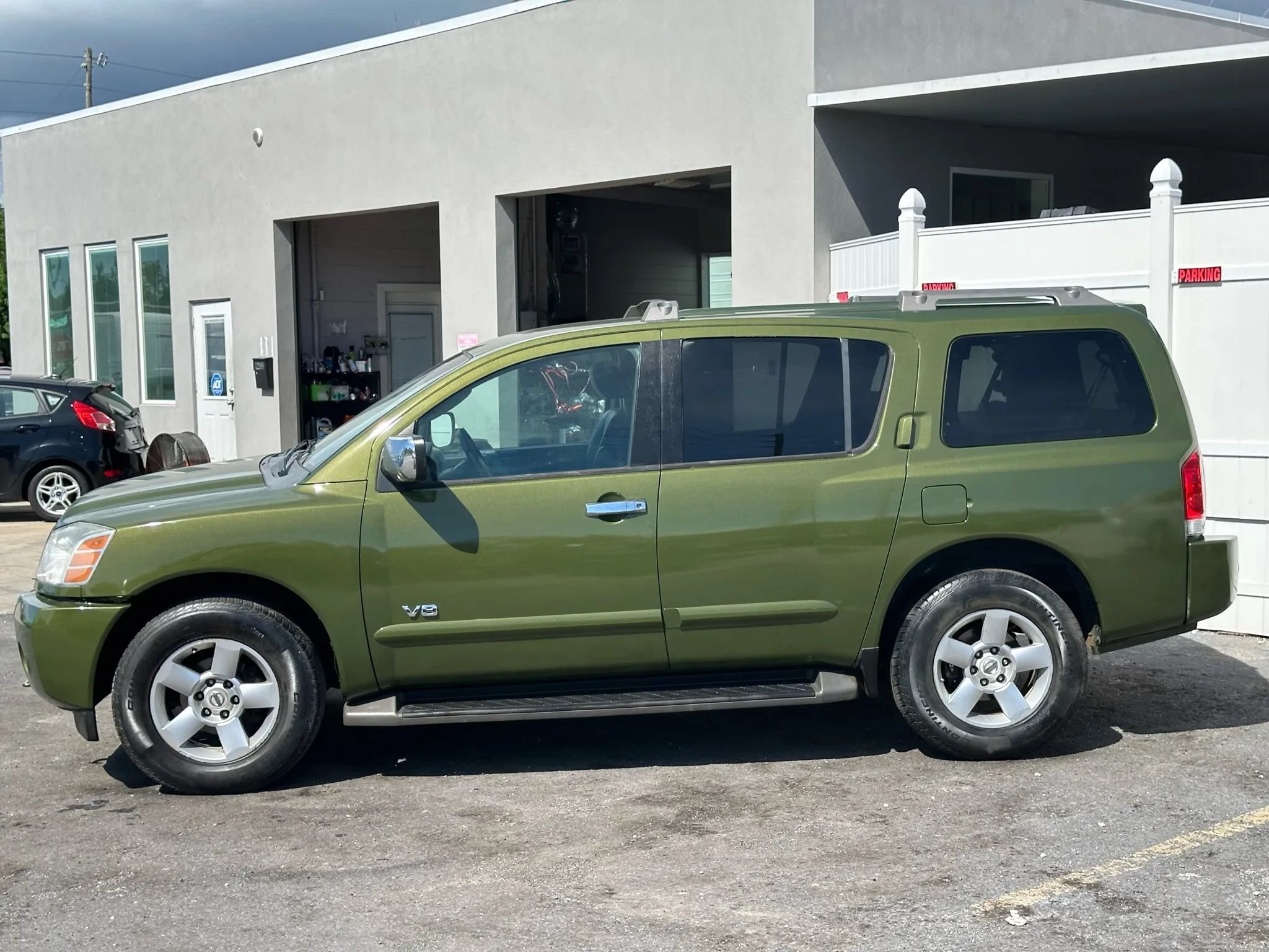Used 2006 Nissan Armada SE w/ (H01) Bose Pkg AWD/4WD image 28