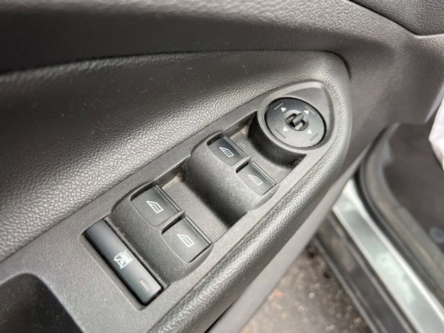 Used 2016 Ford Escape S image 27