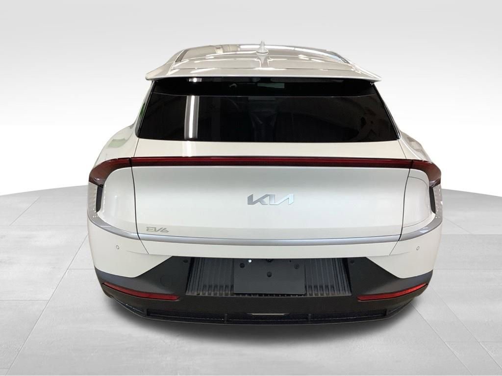 Certified 2024 Kia EV6 Light AWD/4WD image 8