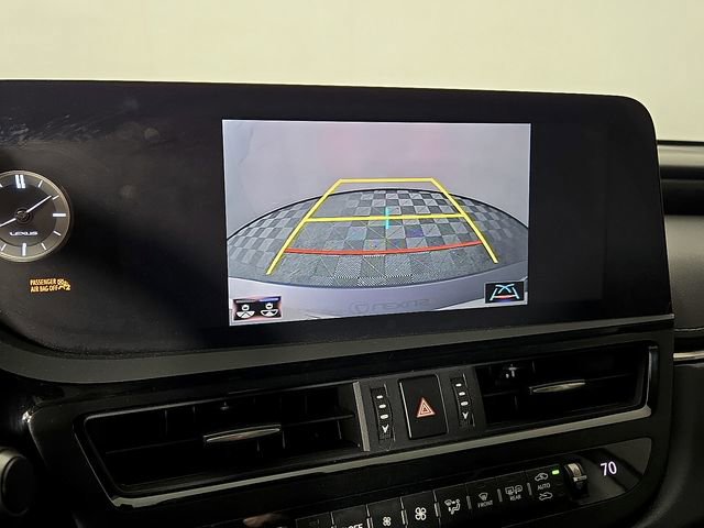 Used 2022 Lexus ES 300h w/ Premium Package image 22