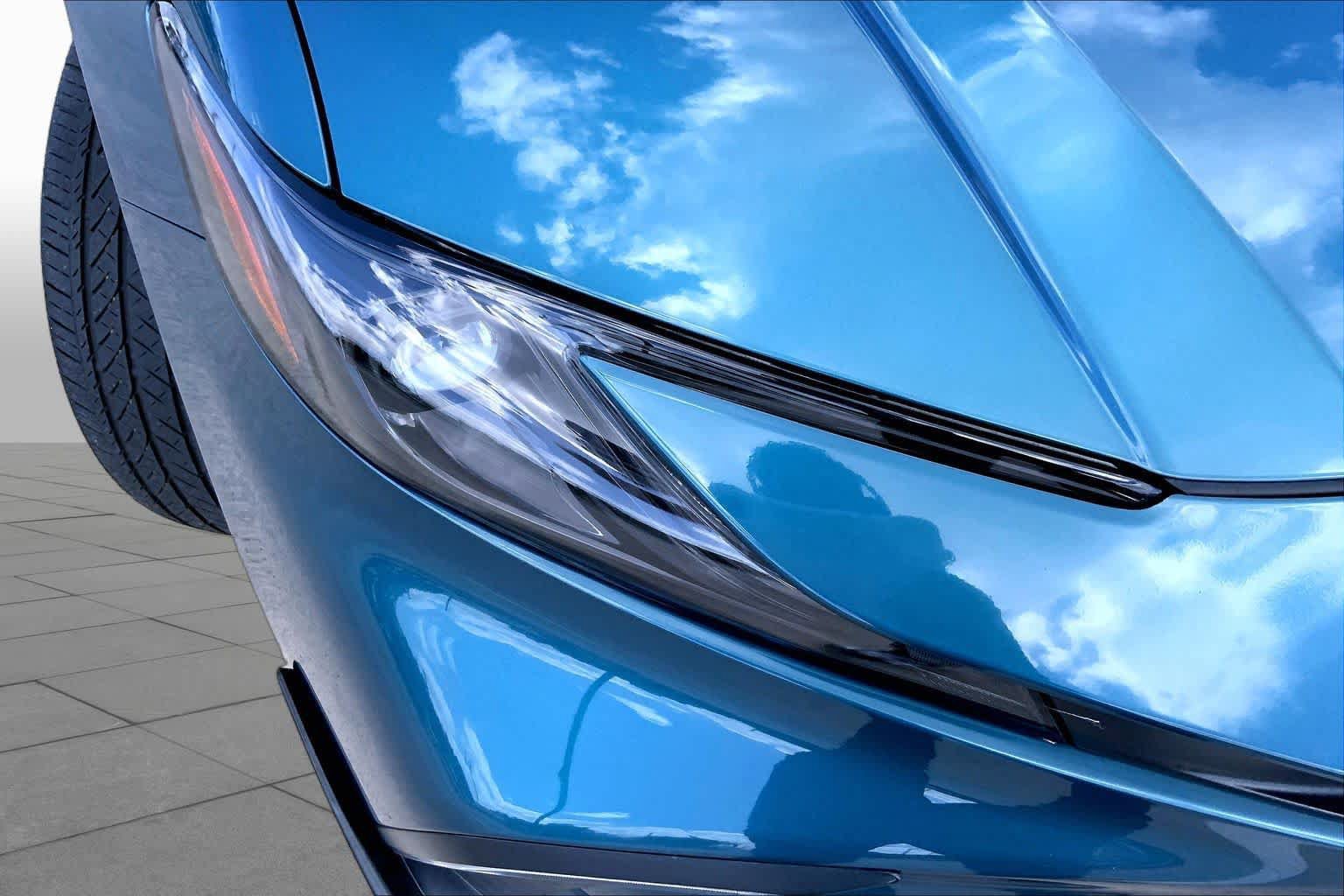 Used 2025 Toyota Camry SE FWD image 51