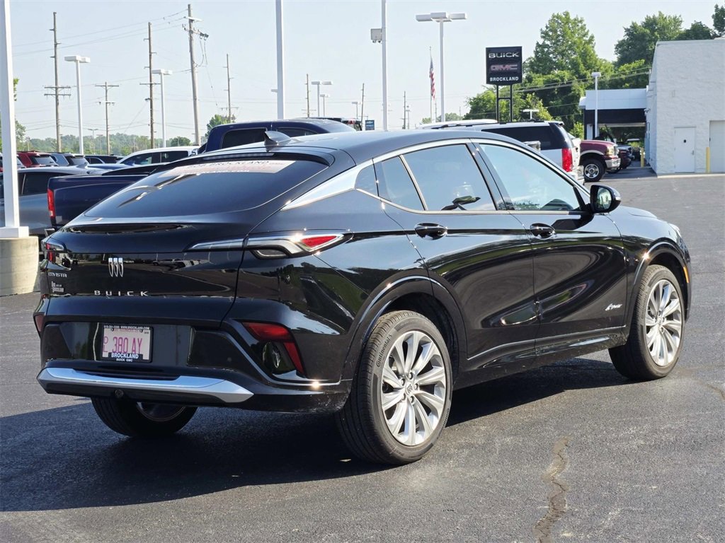 New 2025 Buick Envista Avenir image 3