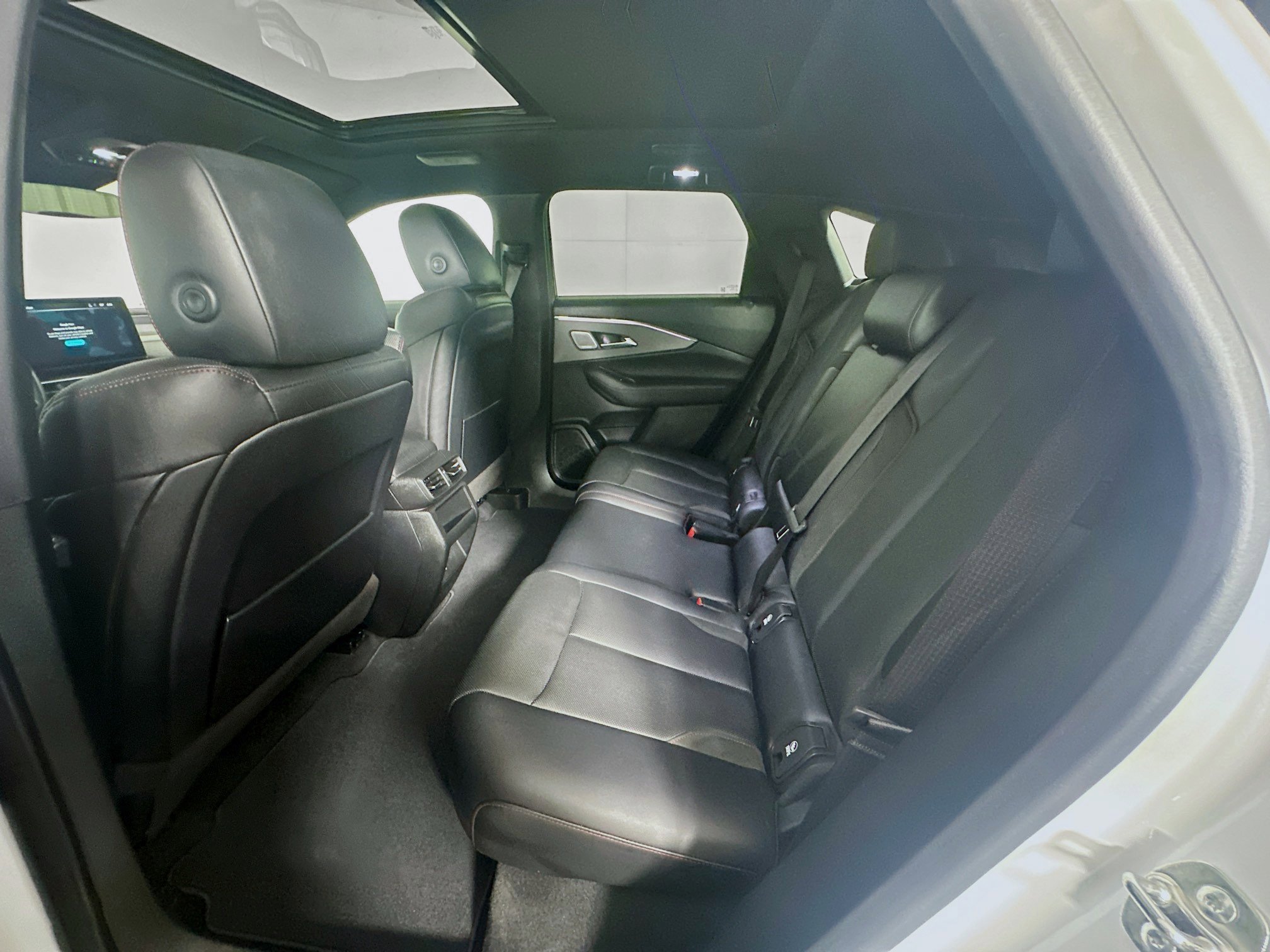 Used 2024 Acura ZDX A-Spec RWD image 28