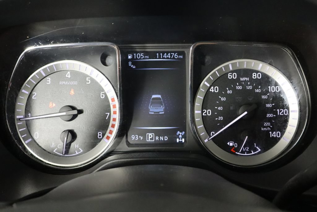 Used 2017 Nissan Titan PRO-4X AWD/4WD image 11