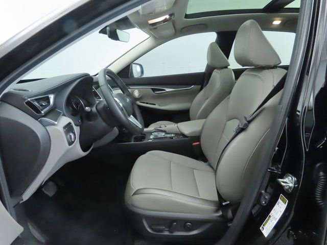 Used 2025 INFINITI QX50 Luxe image 19